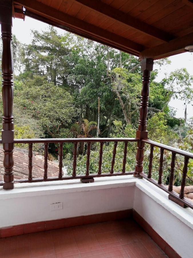 לינה וארוחת בוקר מדיין Eco Hostal Casa La Juana מראה חיצוני תמונה