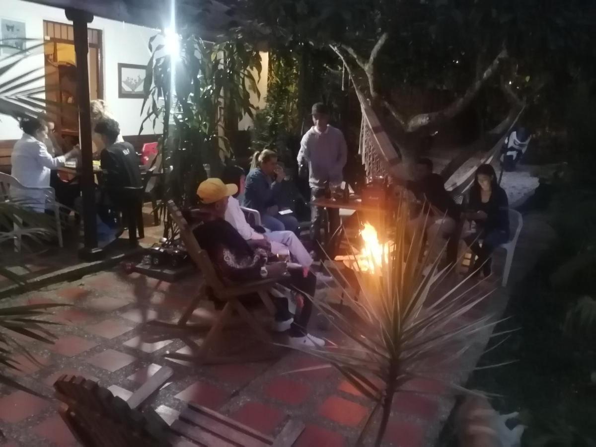 לינה וארוחת בוקר מדיין Eco Hostal Casa La Juana מראה חיצוני תמונה