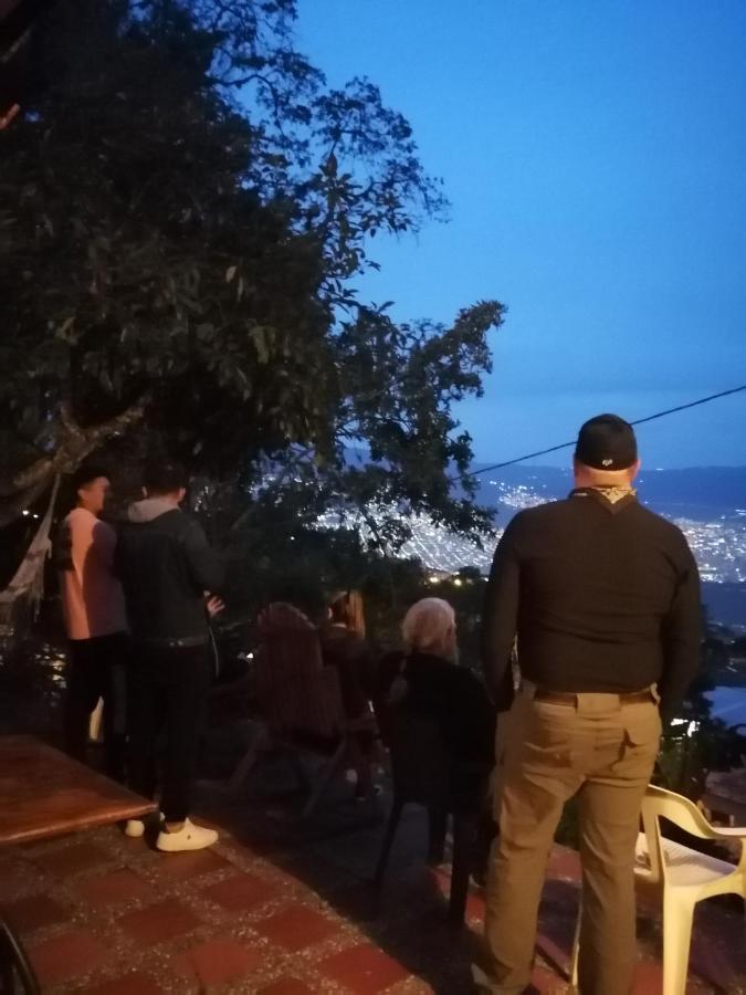 לינה וארוחת בוקר מדיין Eco Hostal Casa La Juana מראה חיצוני תמונה